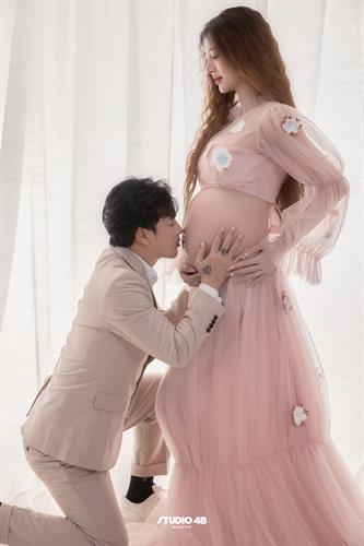 Vợ Chồng Ca Sĩ Hồ Quang Hiếu7